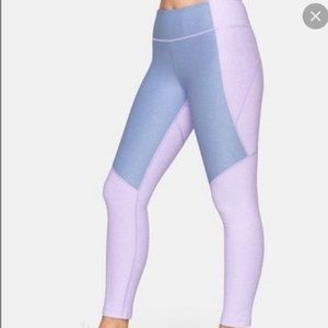 Outdoor Voices 7/8 length lavender compression leggings size S